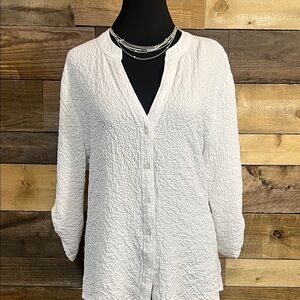 Rebeca Malone White Button-Up Women's Top with crinkle pattern PL
